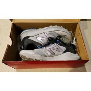 New Balance Shoes Womens Size 8 B Fresh Foam Roav Black Grey WROAVTK Sneaker